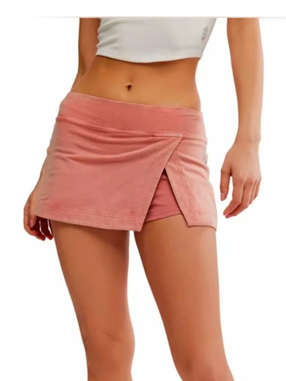 Free People Movement Hot Short Mini Skort in Blush Size Medium.